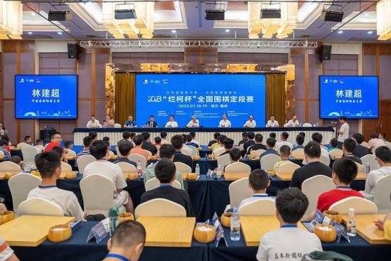 亚洲女人被黑人巨大进入al